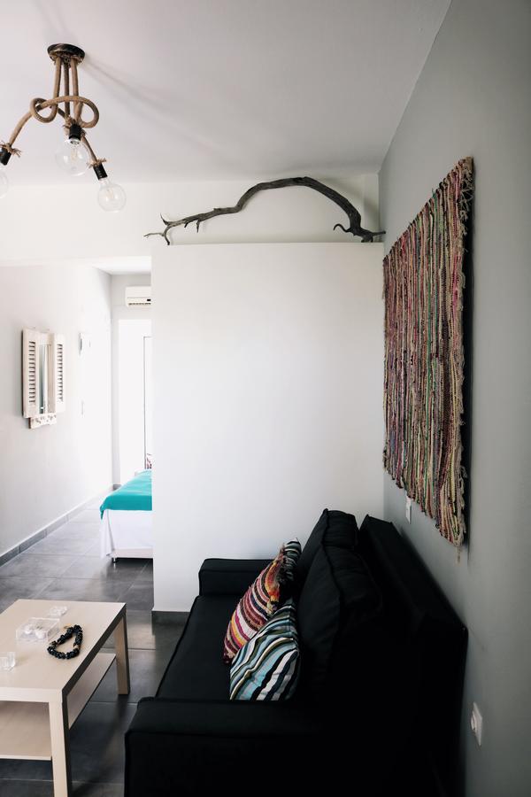 Esperida Rooms & Studios Amoopi Exteriör bild